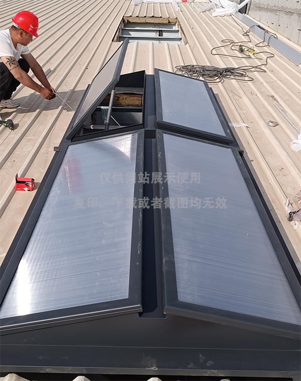 兰州王老吉生产车间隆德排烟天窗 兰州王老吉生产车间隆德排烟天窗