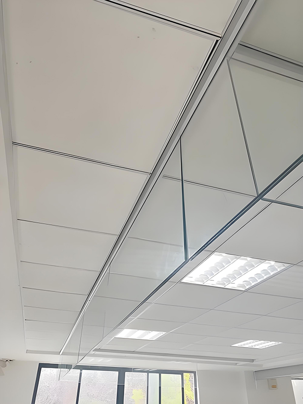 隆德玻璃隆德挡烟垂壁 隆德玻璃隆德挡烟垂壁