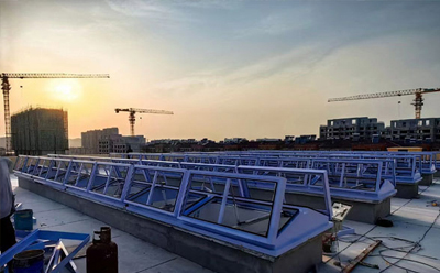 消防隆德排烟窗开启角度