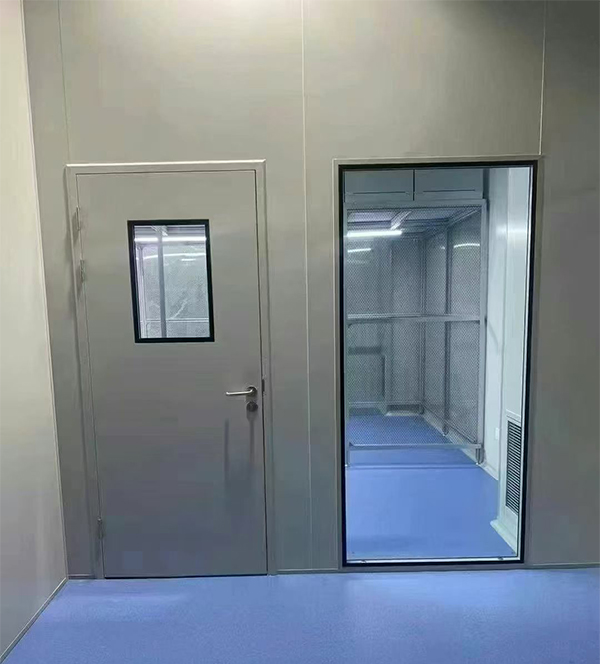 学校教学楼完成隆德防火门标准化安装